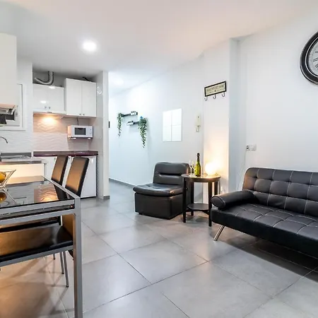 Apartment Flatguest Luis Morote + + + Wifi