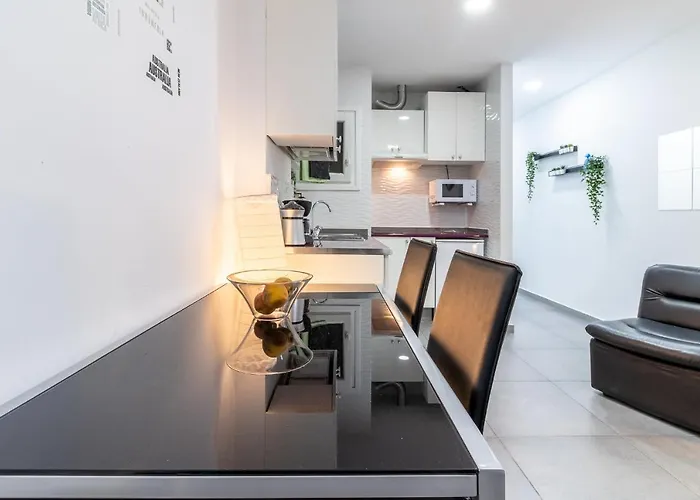 Flatguest Luis Morote + + + Wifi Apartmán